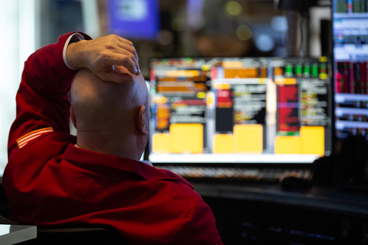 stock-market-today:-dow,-s&p-500,-nasdaq-futures-slide-after-stocks-sink-to-lowest-levels-since-november