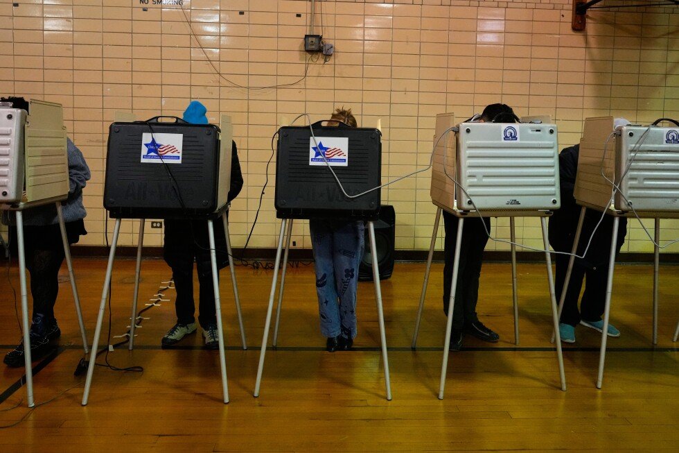 illinois-voters-pick-a-new-slate-of-democratic-leaders-in-tuesday-primary