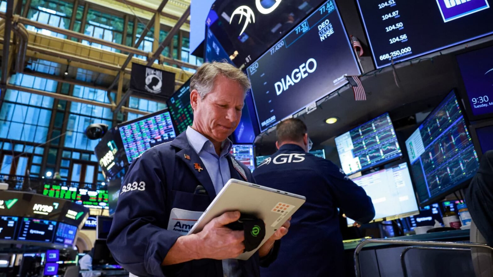 stock-futures-are-flat-as-traders-look-ahead-to-federal-reserve-interest-rate-decision:-live-updates