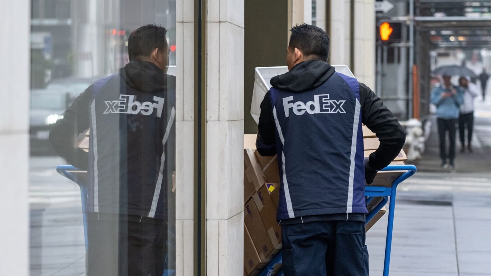 jim-cramer’s-top-10-things-to-watch-in-the-stock-market-friday