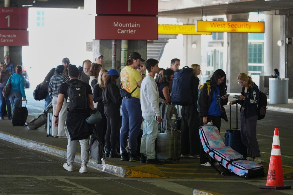 nonprofits,-unions-and-airports-feed-tsa-officers-as-shutdown-drags