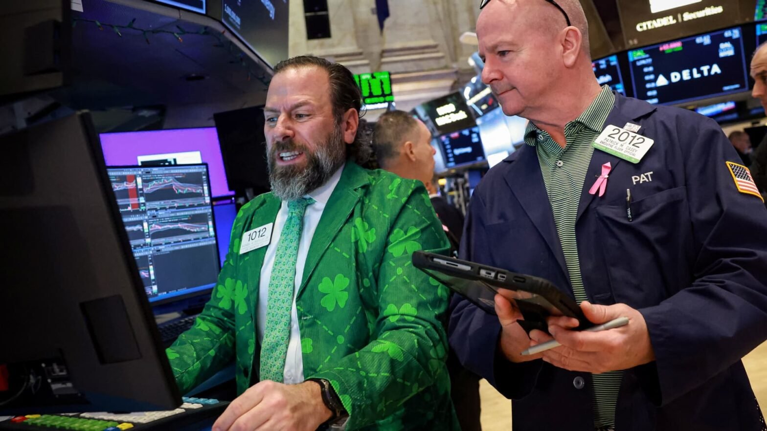 stock-futures-fall-after-trump-ultimatum-to-iran;-wall-street-tries-to-snap-4-week-slide:-live-updates