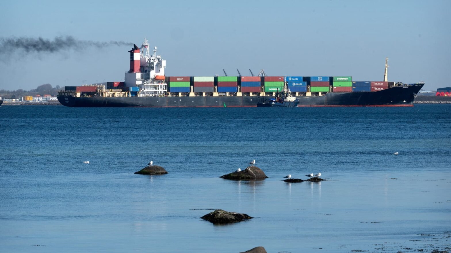 european-stocks-head-for-slump-as-trump-sets-hormuz-deadline