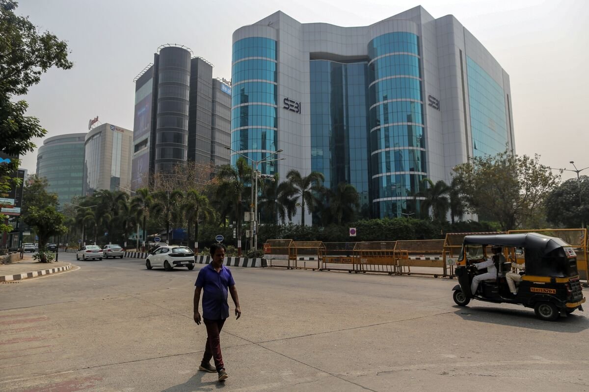 india’s-regulator-eases-rules-for-foreign-funds-to-settle-trades