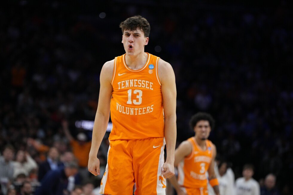 no-perfect-men’s-march-madness-brackets-remain-after-vols’-victory