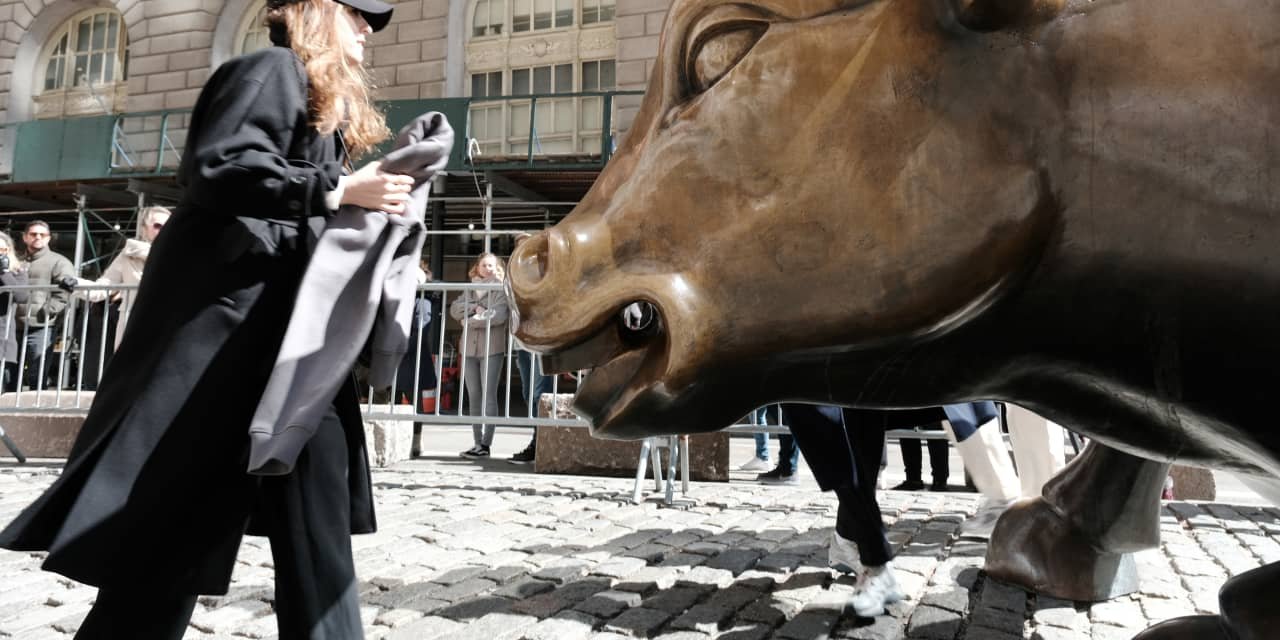 wall-street-bears-may-have-pushed-the-stock-market-too-far,-making-an-april-rally-more-likely