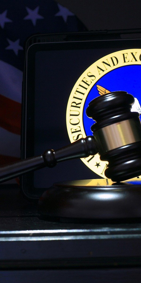 crowdstrike-holdings-stock-featured-in-new-goldman-sachs-structured-notes-amid-cybersecurity-hiring