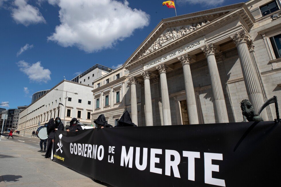 spanish-woman-dies-by-legal-euthanasia-in-case-that-drew-national-attention