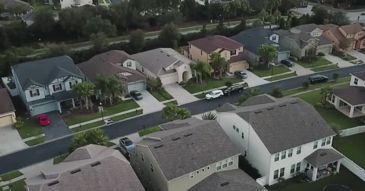 stocks-tumble-as-wall-street-nears-longest-losing-streak-in-nearly-4-years