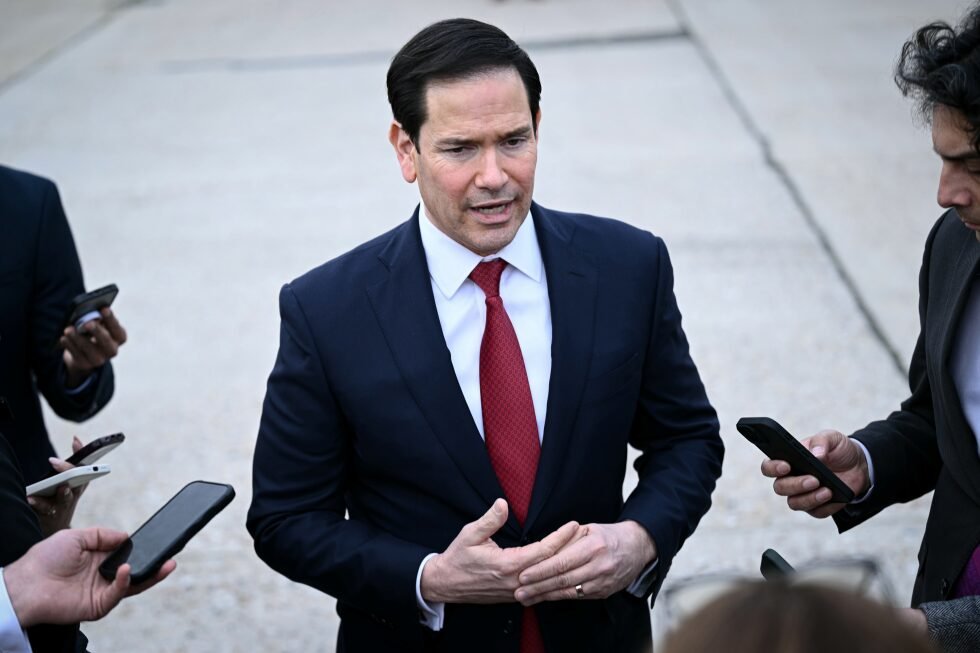 rubio-denies-zelenskyy’s-claim-that-the-us-asked-ukraine-to-cede-land