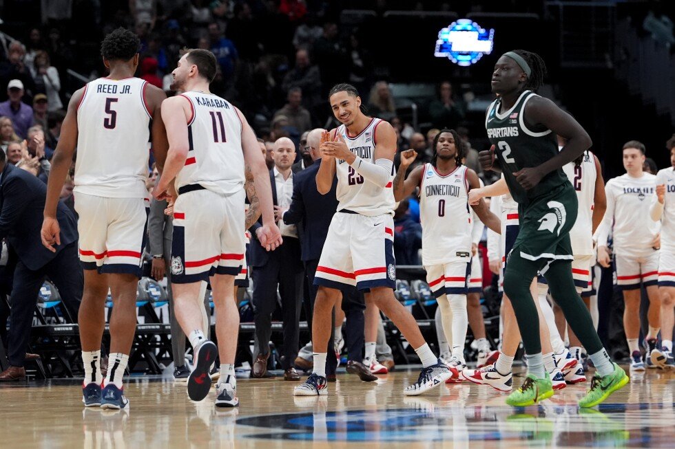 uconn-beats-michigan-state,-will-face-duke-for-final-four-spot
