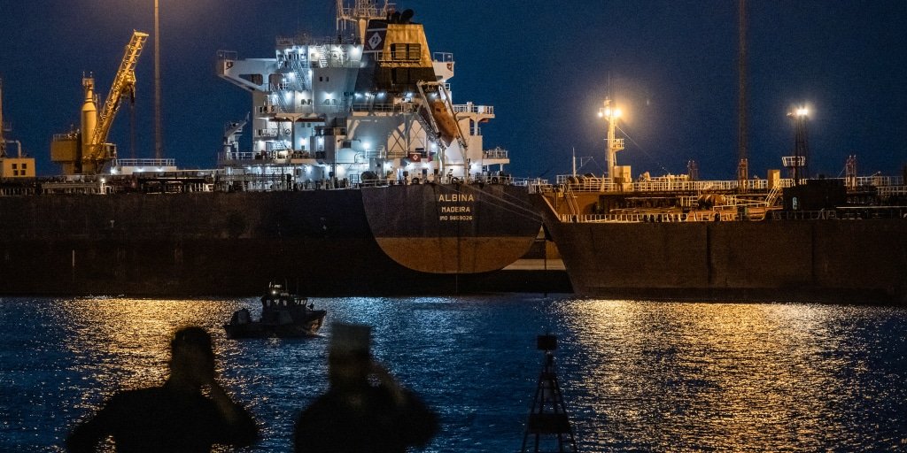 oil-jumps,-stocks-slide-ahead-of-us.-stock-market-open-as-iran-war-rounds-one-month