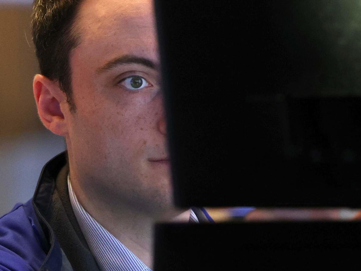 stock-market-today:-dow,-s&p-500-rise,-nasdaq-slips-as-war-uncertainty-drives-oil-prices-higher