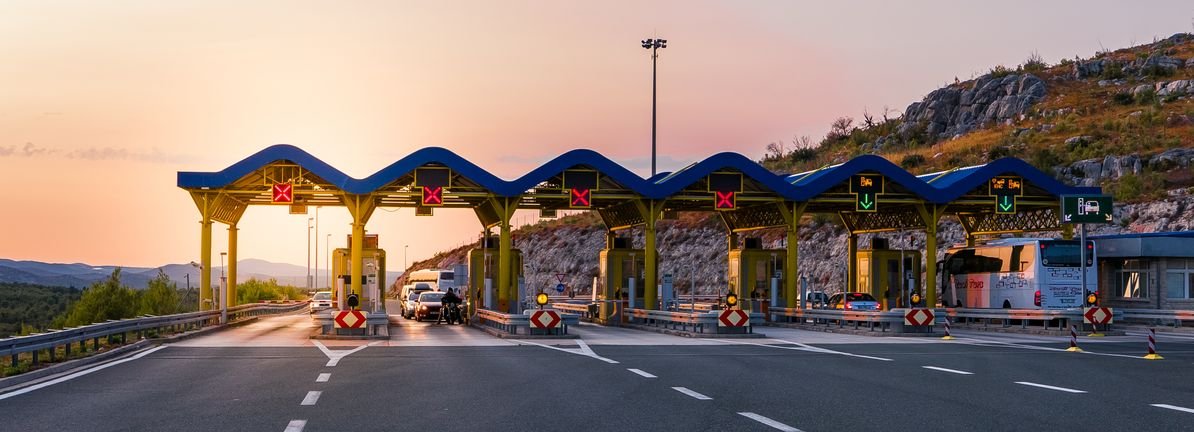 the-shenzhen-expressway-corporation-limited-(hkg:548)-analyst-just-cut-their-revenue-forecast-by-15%