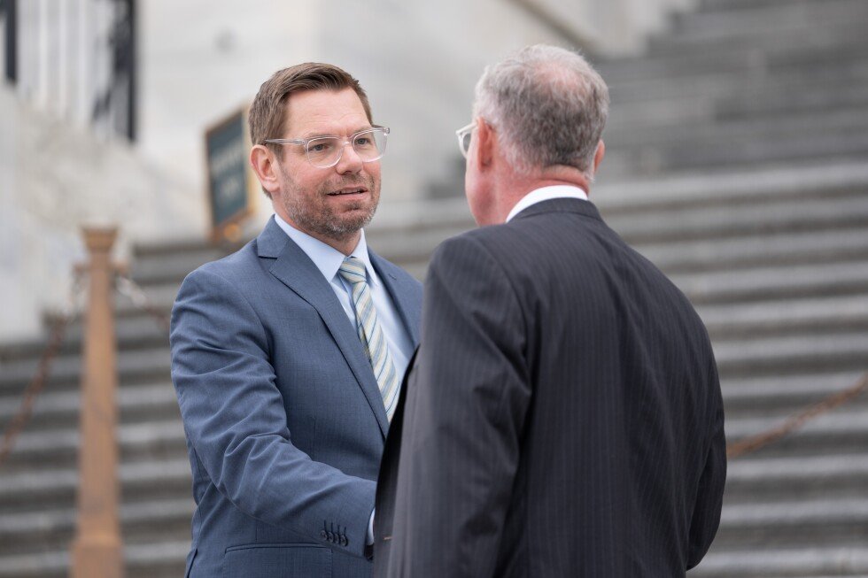 swalwell’s-lawyers-fight-release-of-old-fbi-file