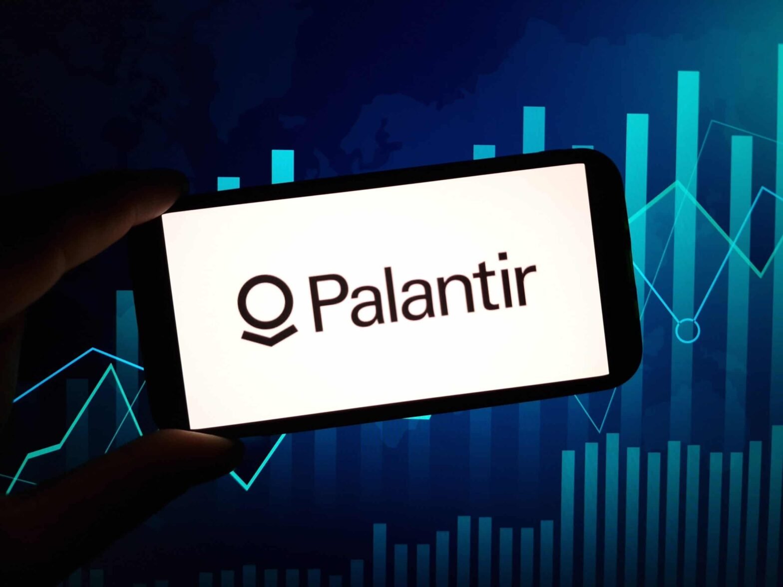 here’s-why-palantir-is-winning-everywhere,-except-in-the-stock-market