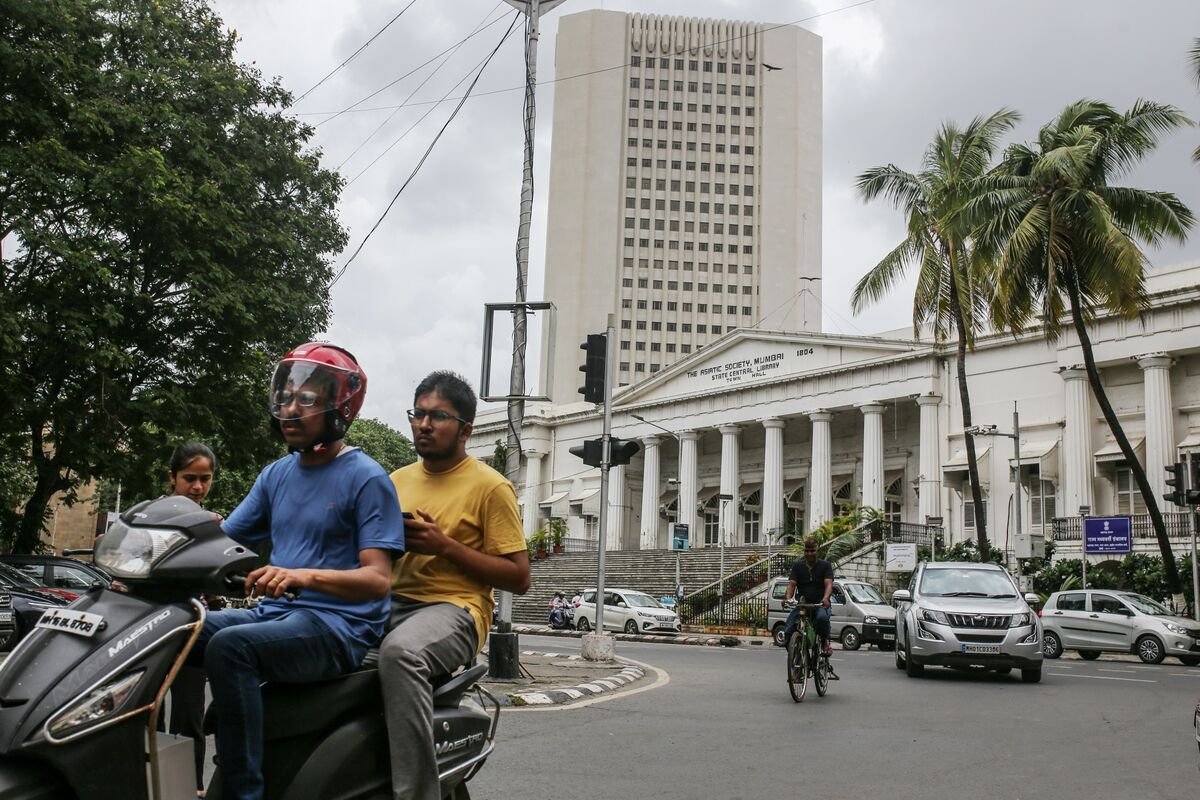 indian-bank-stocks’-$95-billion-rout-may-deepen-on-macro-risks