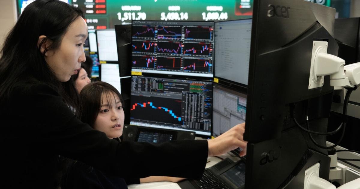 asian-shares-mostly-gain-while-oil-prices-keep-rising