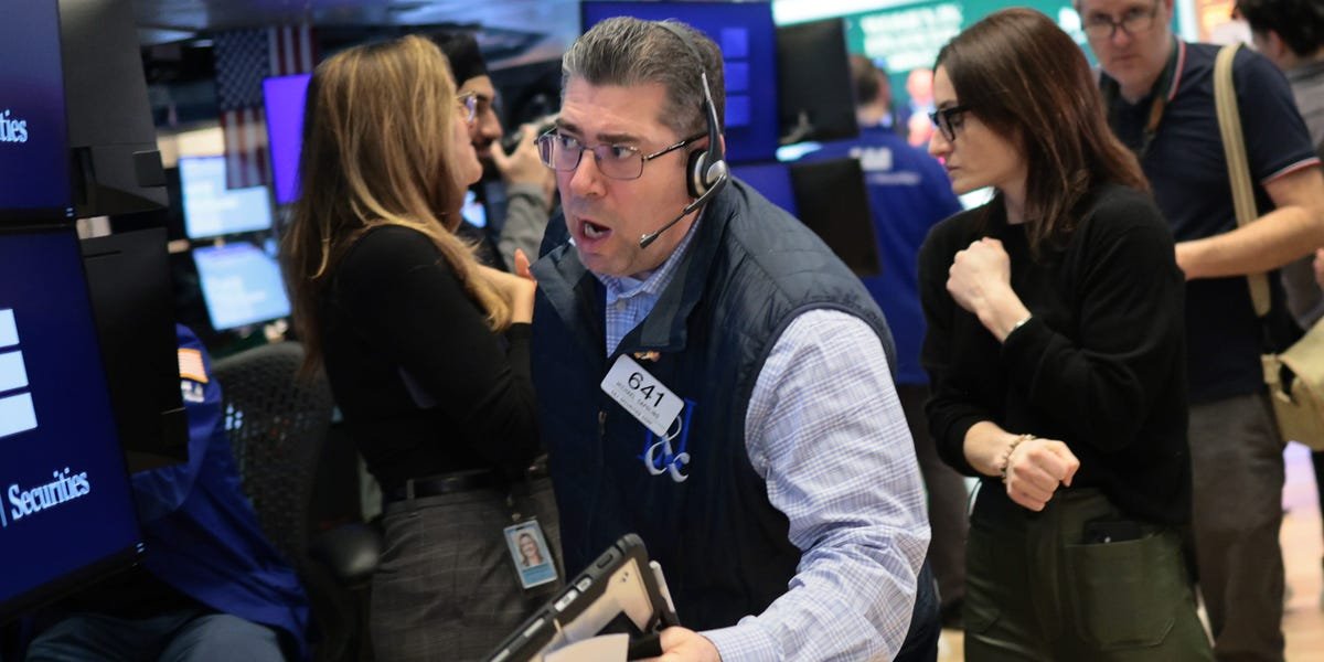 stock-market-strategy:-why-david-bianco-it’s-says-time-to-buy-big-tech