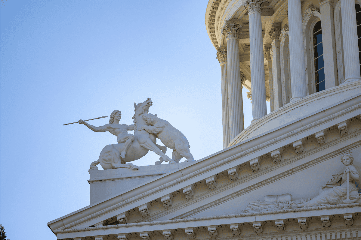 the-surprises-after-one-year-of-‘liberation-day’:-neither-stock-market-crash-nor-recession