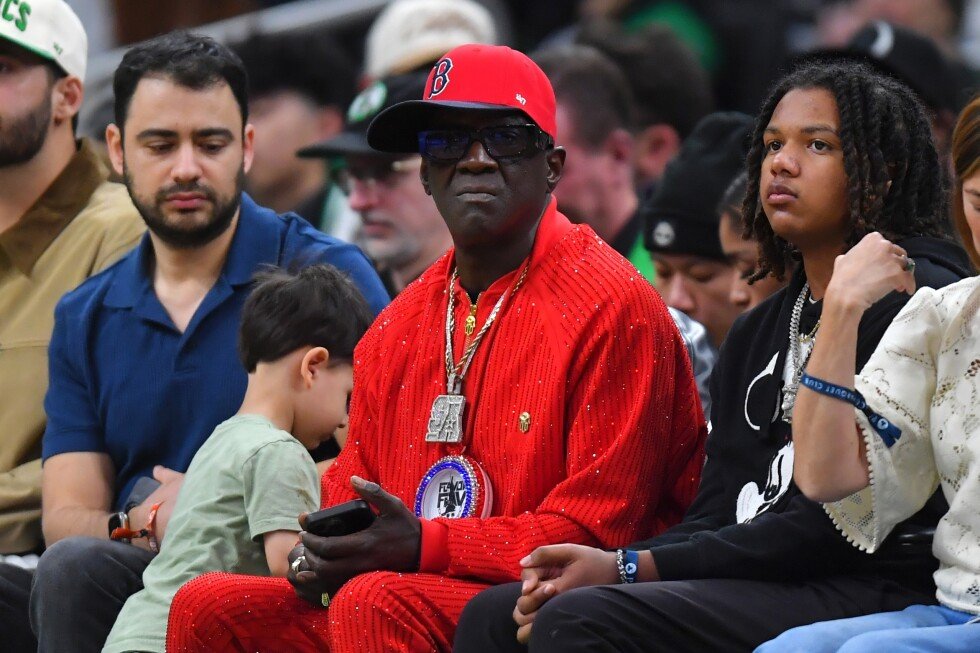 double-dose:-flavor-flav-tosses-first-pitch,-watches-hoops-in-boston