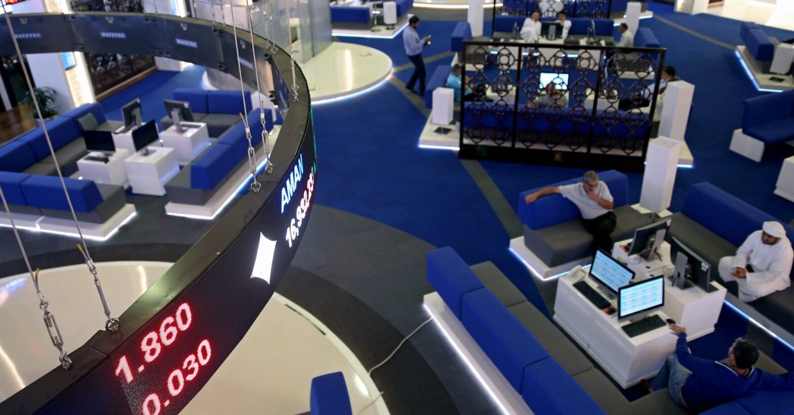 gulf-stocks-muted-as-trump’s-iran-deadline-looms