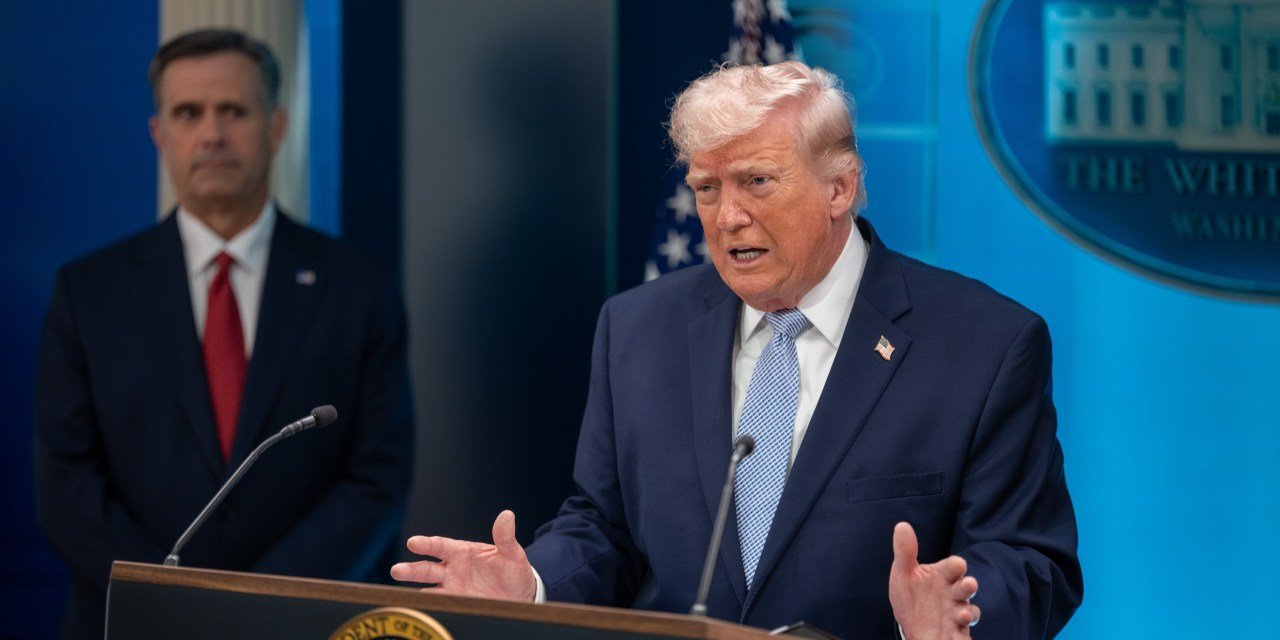 analysts-are-slow-to-recognize-a-crisis
