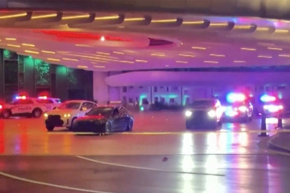 rapper-offset-shot-in-florida,-in-stable-condition