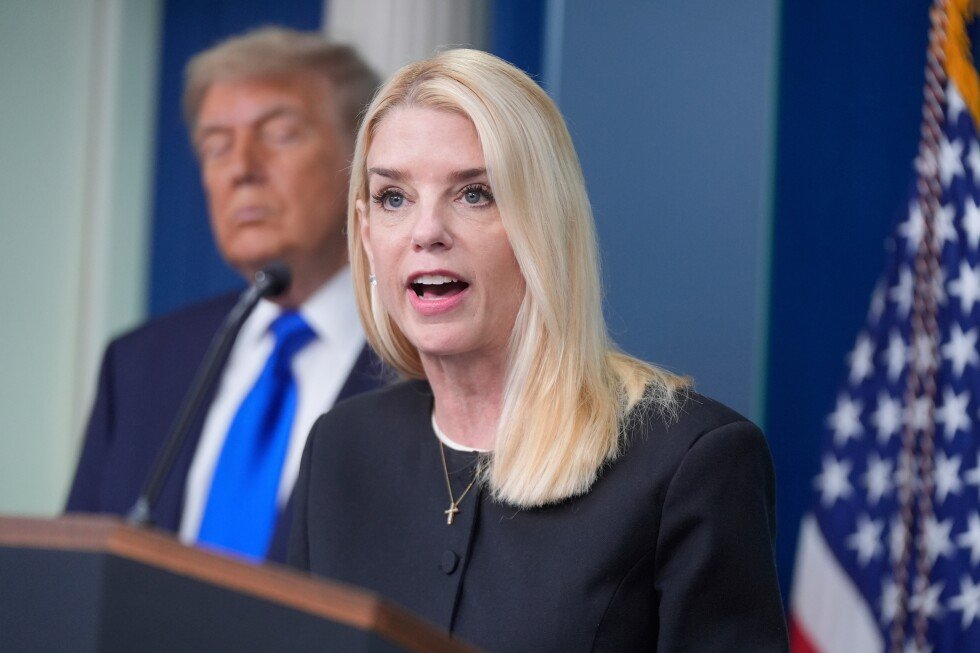bondi-won’t-appear-for-house-deposition-next-week-in-epstein-investigation