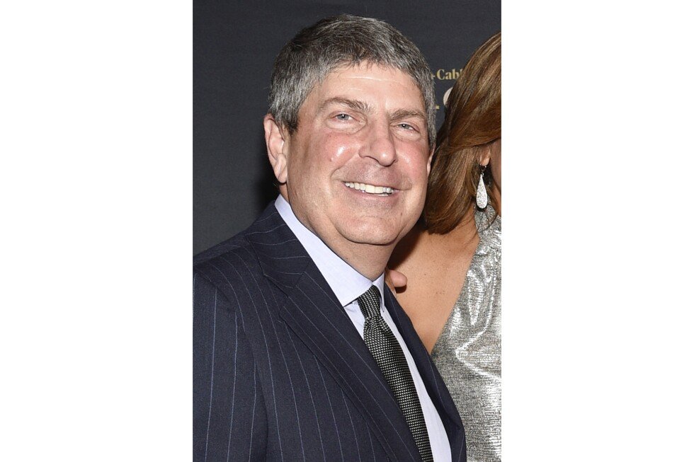 jeff-shell-exits-paramount-amid-legal-battle-and-skydance’s-warner-bros.-discovery-takeover-bid