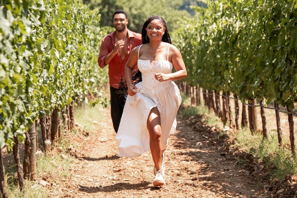 ‘you,-me-&-tuscany’-review:-halle-bailey-seeks-romance-in-the-hills