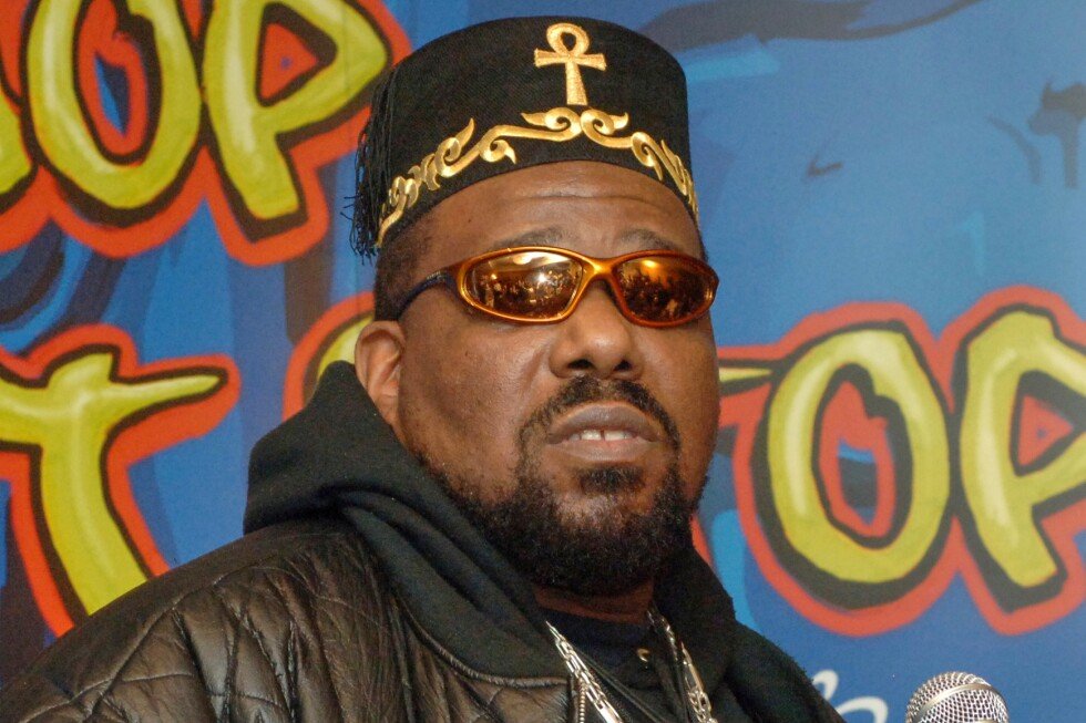 hip-hop-pioneer-afrika-bambaataa-dies-at-68,-leaving-complex-legacy