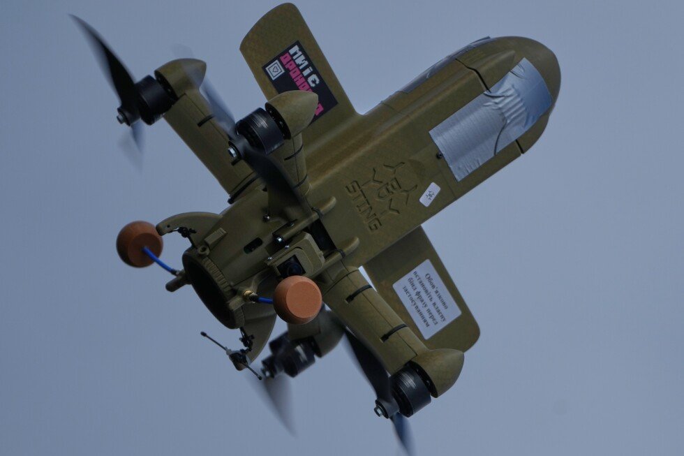 ukrainian-forces-shot-down-shahed-drones-during-iran-war,-zelenskyy-says