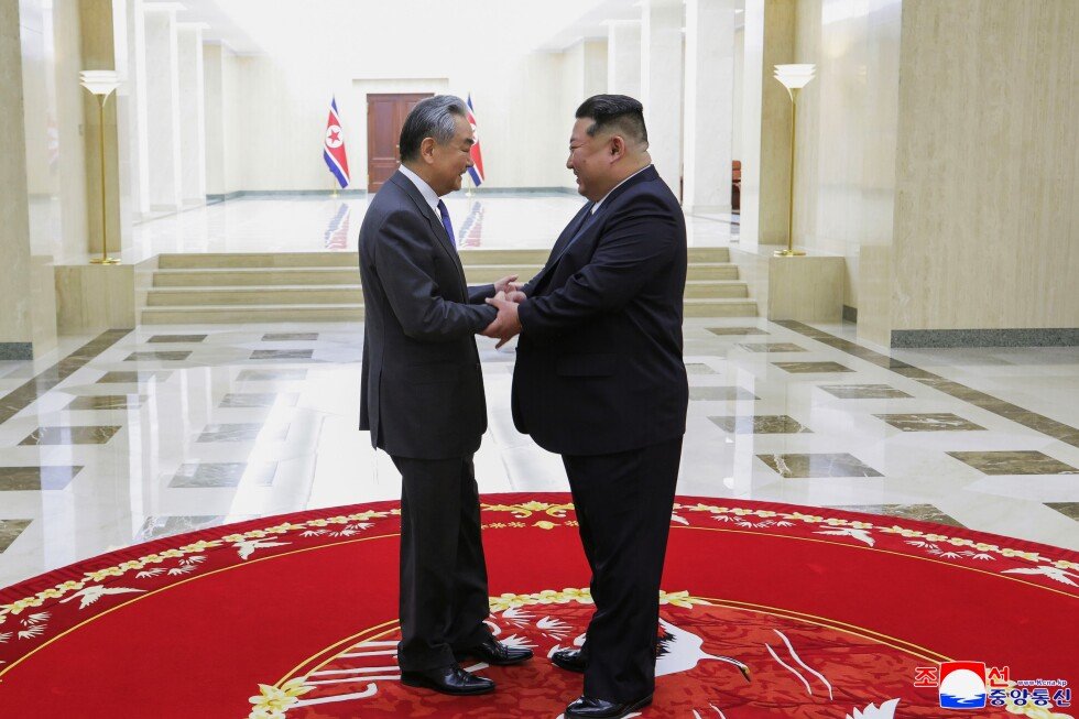 north-korean-leader-kim-backs-china’s-push-for-‘multipolar-world’-in-talks-with-foreign-minister