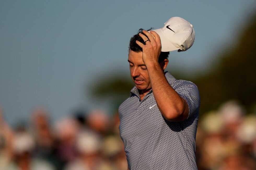 rory-mcilroy-has-a-6-shot-lead-entering-the-3rd-round-of-the-masters
