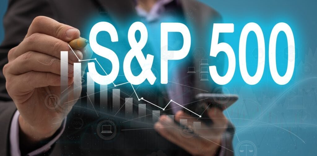 s&p-500-at-7,300?-tom-lee-sees-year-end-target-in-sight-despite-possibility-of-‘inflation-shock’