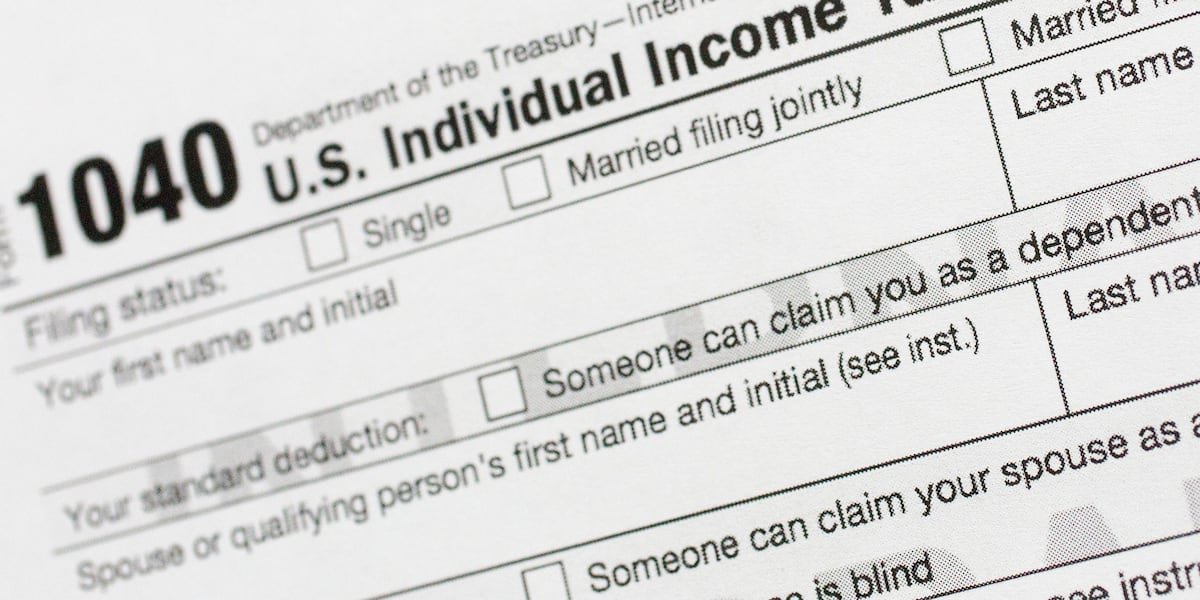 your-money:-tracking-the-volatile-stock-market;-last-minute-tax-advice