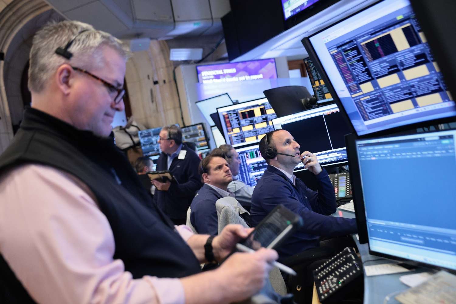 5-things-to-know-before-the-stock-market-opens