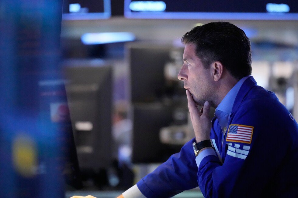 asian-shares-mostly-rise-after-wall-street-rallies-on-lower-oil-prices