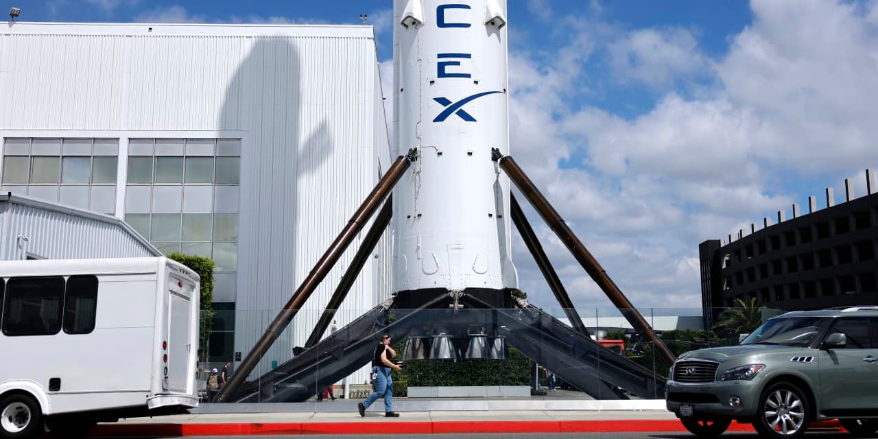 spacex-is-ready-to-go-public-the-stock-market-is-its-rocket.