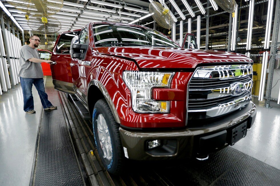 ford-recalls-1.4-million-f-150-pickup-trucks-in-us-due-to-gearshift-issue