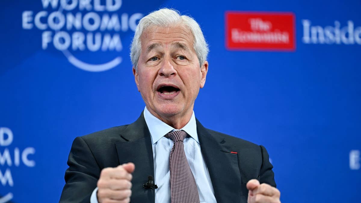 jpmorgan-resets-s&p-500-price-target-for-the-rest-of-2026