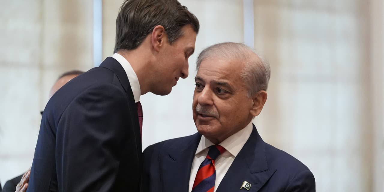 don’t-lose-your-head-in-this-heady-market-use-this-options-strategy-instead.