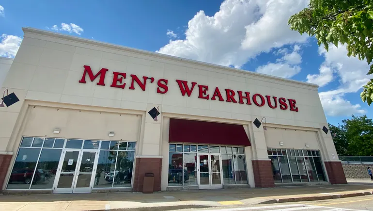 men’s-wearhouse-owner-aims-to-rejoin-the-stock-market