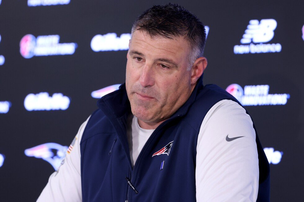 patriots-coach-mike-vrabel-is-seeking-counseling-and-will-miss-day-3-of-the-nfl-draft,-report-says