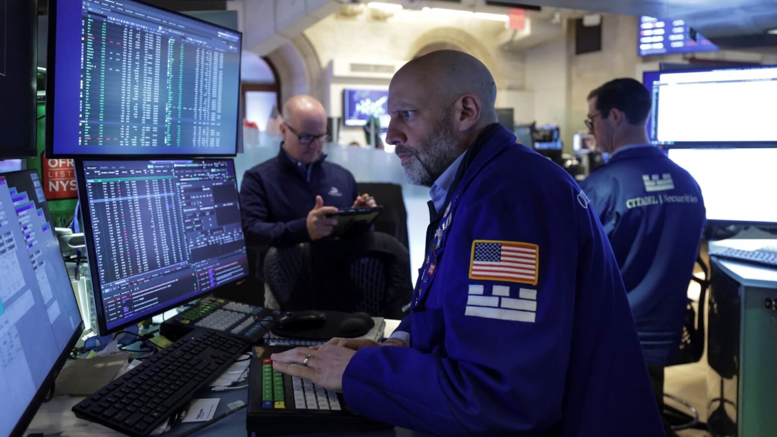 stock-futures-are-little-changed-after-trump-announces-3-week-extension-to-israel-lebanon-ceasefire:-live-updates