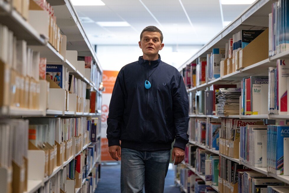 ‘i-swear’-review:-moving-tourette’s-story-powered-by-superb-acting