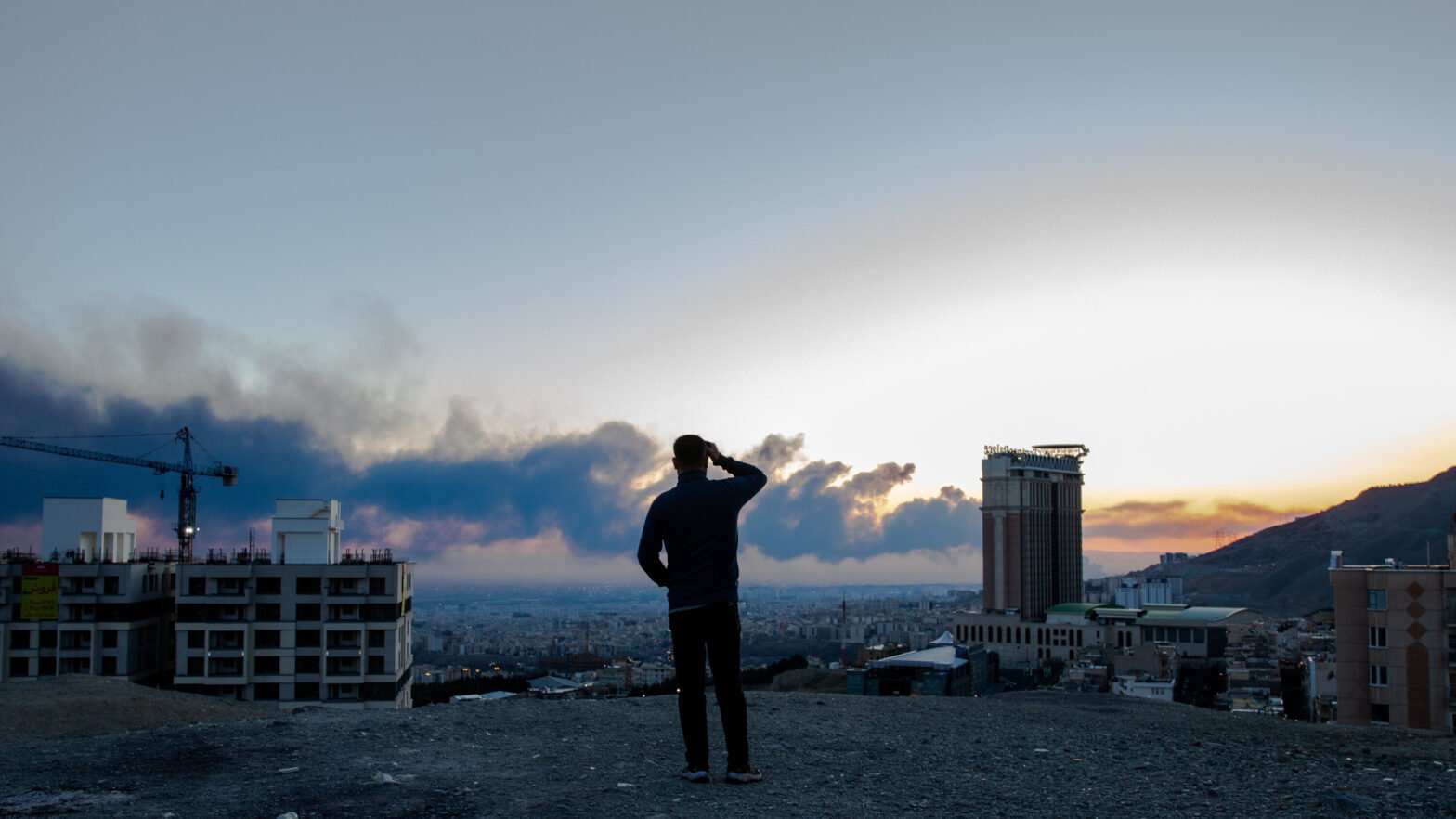 ignoring-the-war-has-been-working-for-long-term-investors