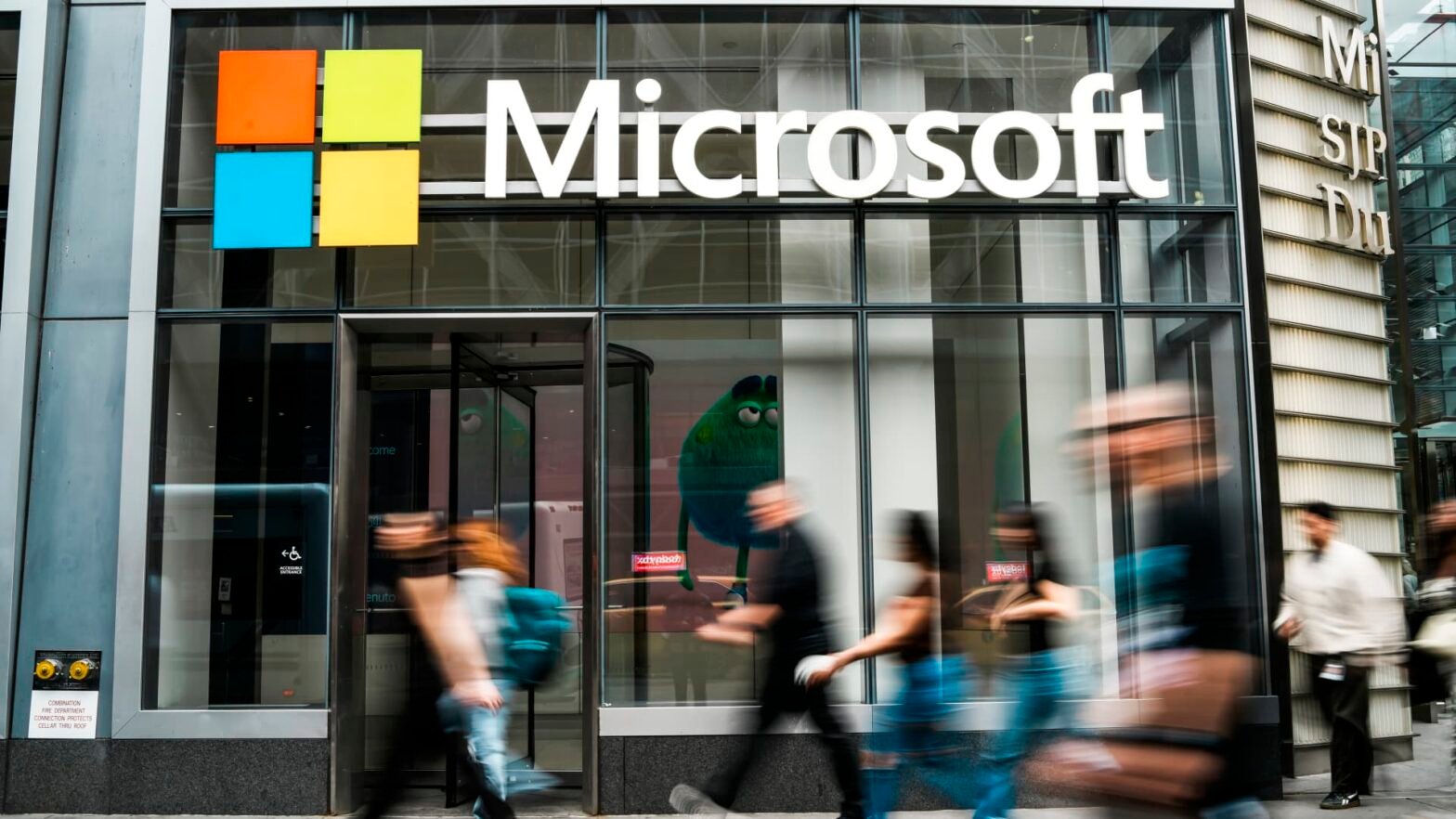israel-lebanon-ceasefire,-microsoft’s-first-ever-buyouts,-starbucks’-loyalty-program-and-more-in-morning-squawk