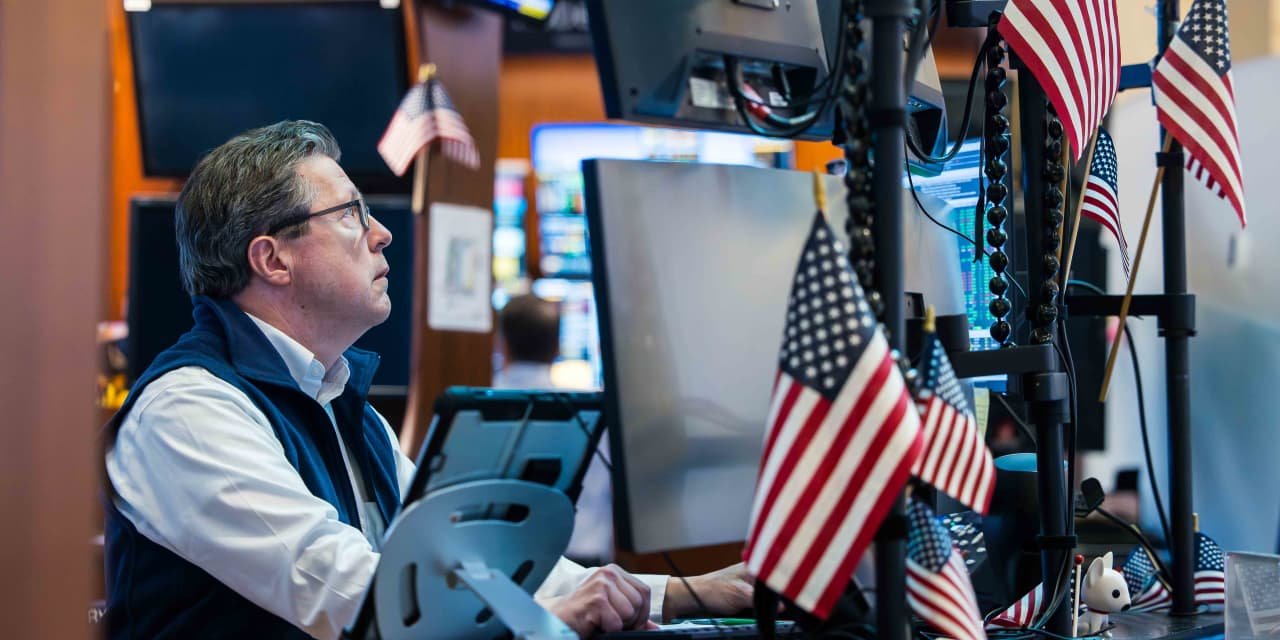 earnings-season-was-supposed-to-drive-the-stock-market-why-it-hasn’t.